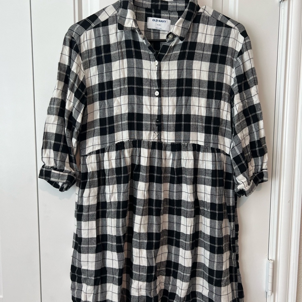 Old Navy Black and White Plaid Girls Dress